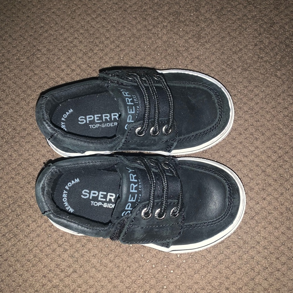 Sperry baby boat shoes size 5